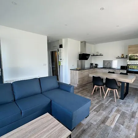 Splendid New House In Hébergement de vacances