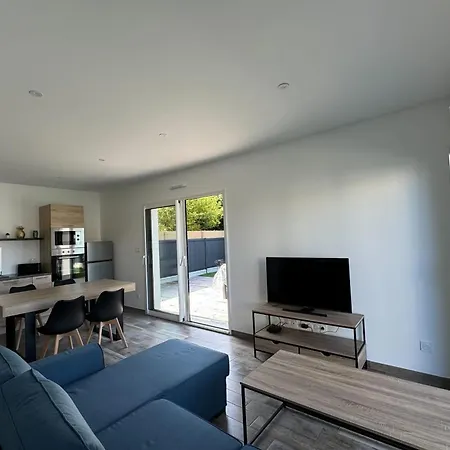 Splendid New House In Hébergement de vacances